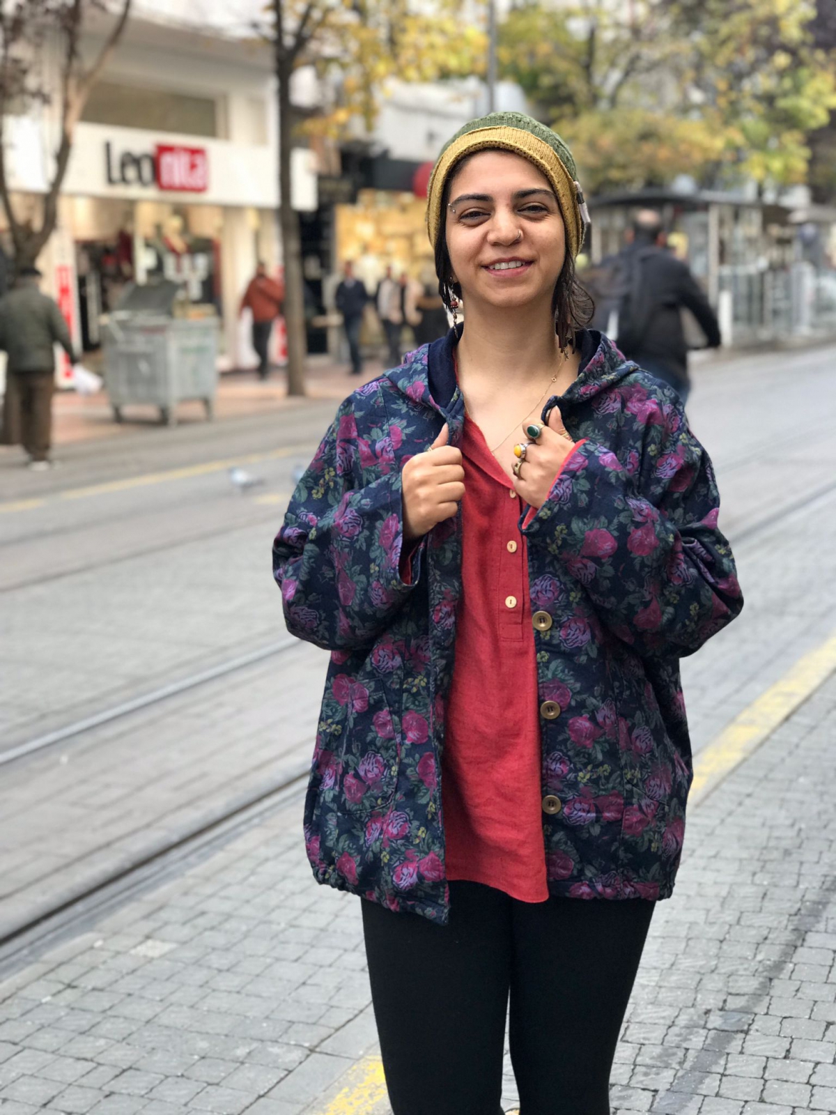 ÇİÇEKLİ KAPŞONLU CEKET