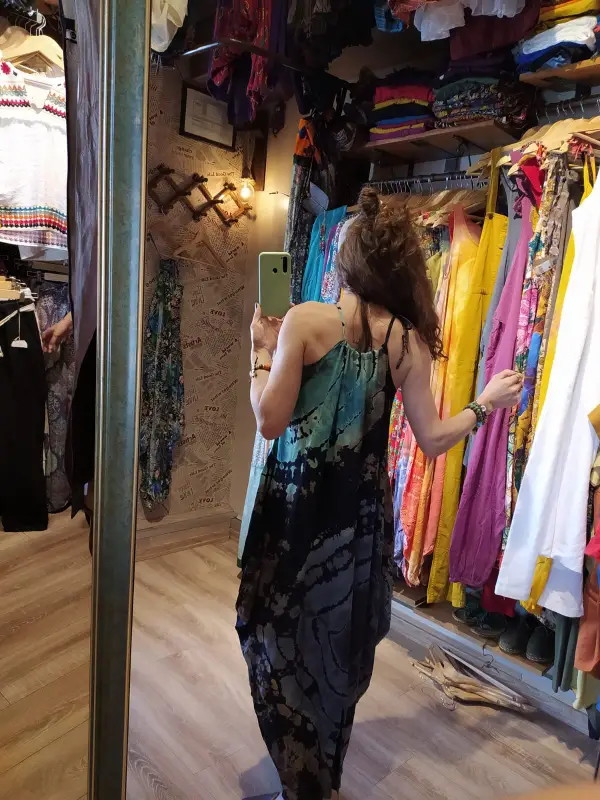 Batik boyundan bağlamalı elbise