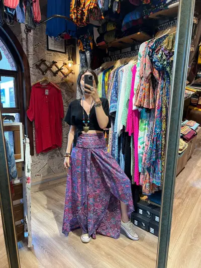 İpek Yırtmaçlı Pantolon