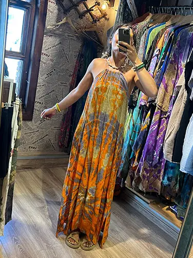 Batik Yırtmaçlı Elbise