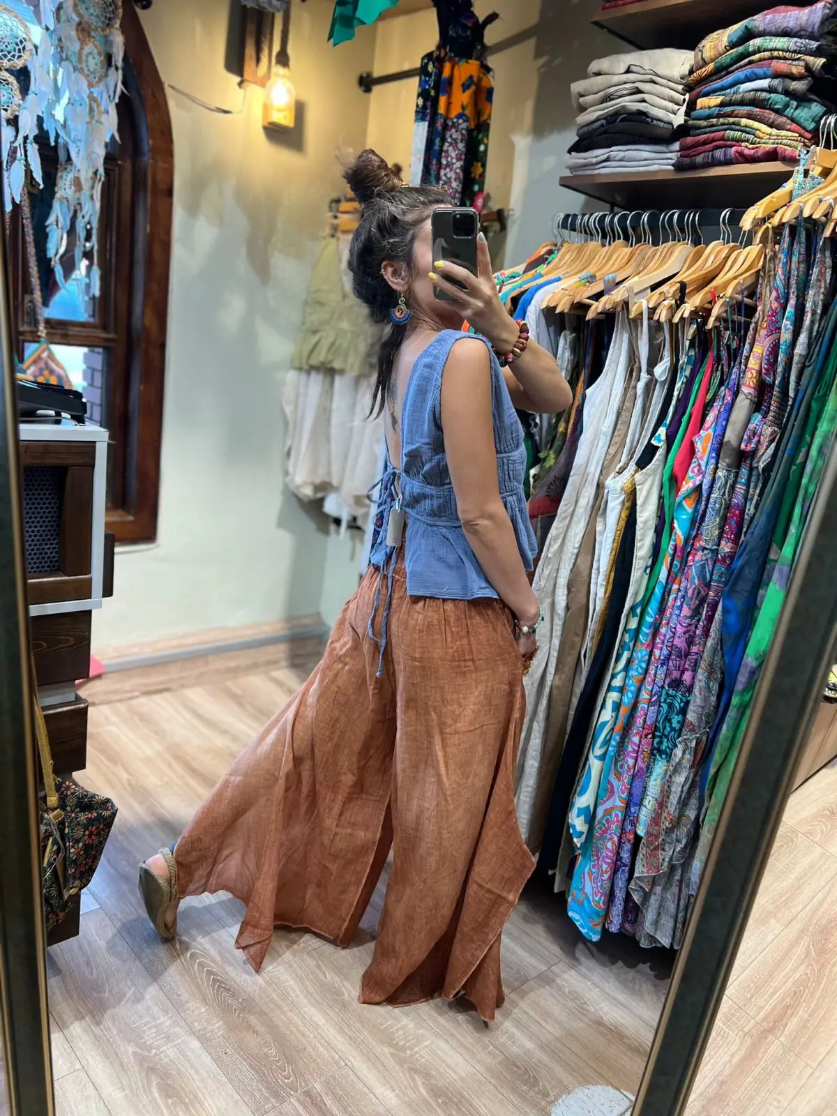 Yan Yırtmaçlı Pantolon