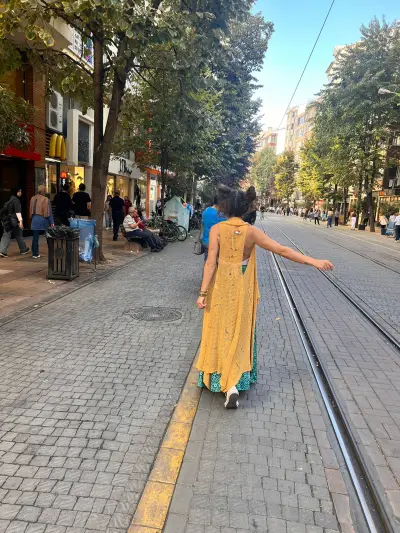 Hazal Uzun Yelek
