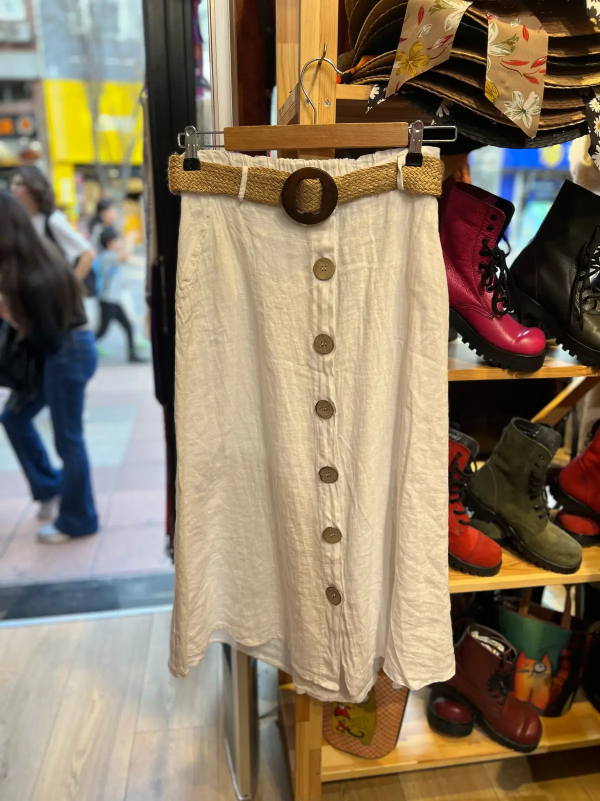 Düğmeli Keten Kemerli Etek