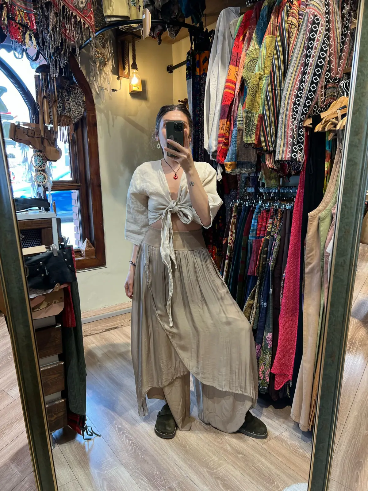 Gülüşüm İpek Pantolon