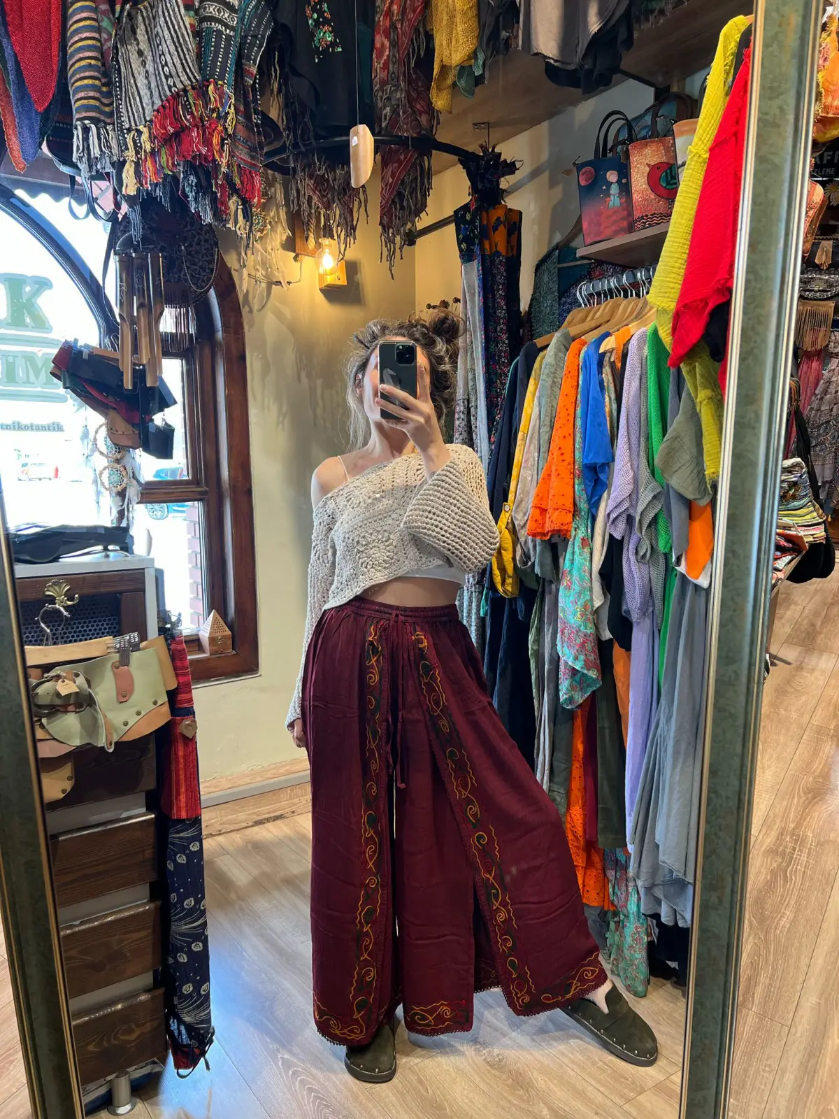 Kapaklı İşli Pantolon 