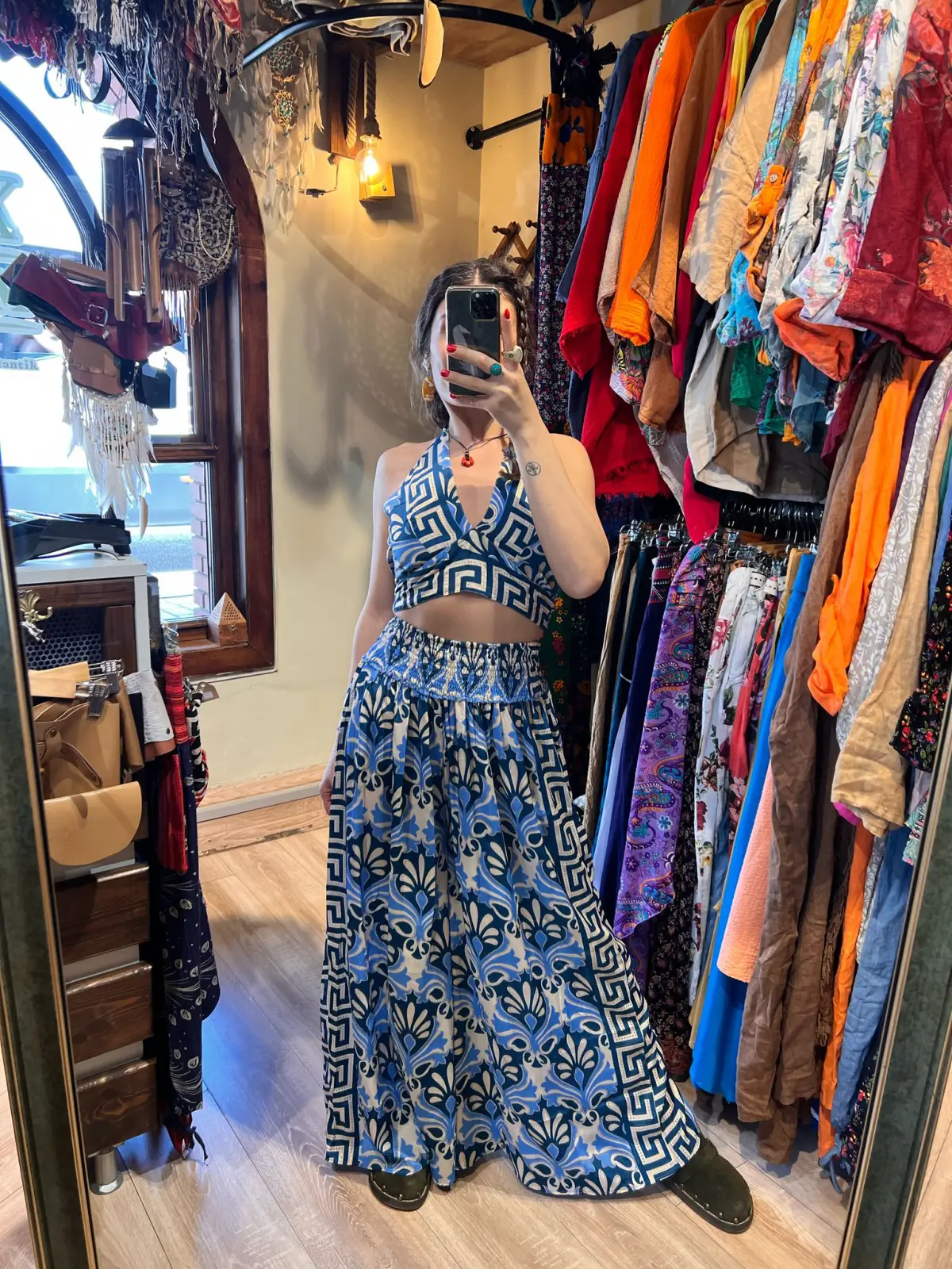 Büstiyerli İpek Takim