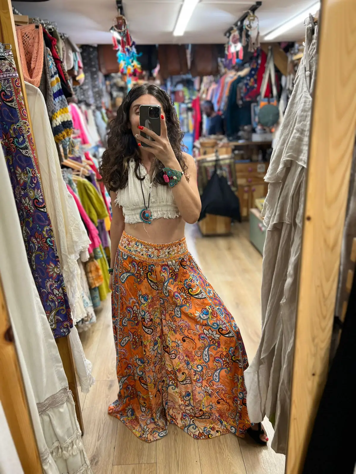 Beli İşli İpek Desenli Pantolon