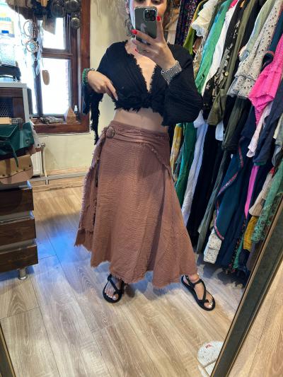 Dila Kemerli Etek