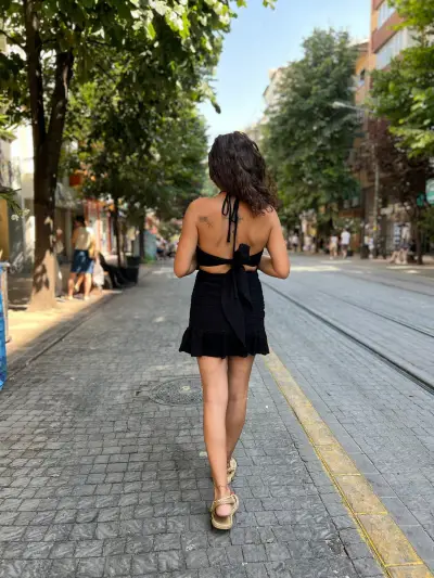 Nili Elbise
