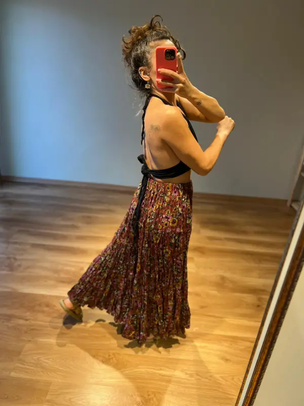 Tiril Etek
