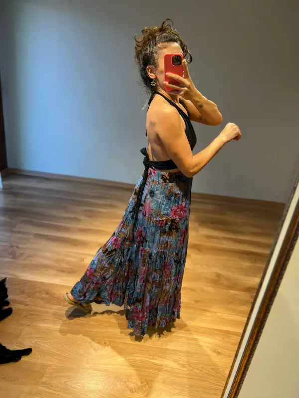 Tiril Etek