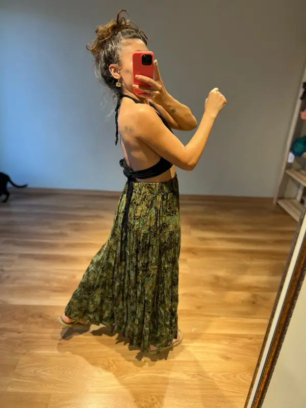 Tiril Etek