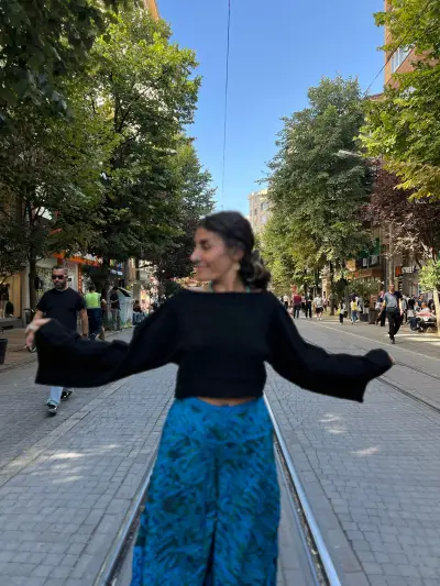 Nesli Bluz
