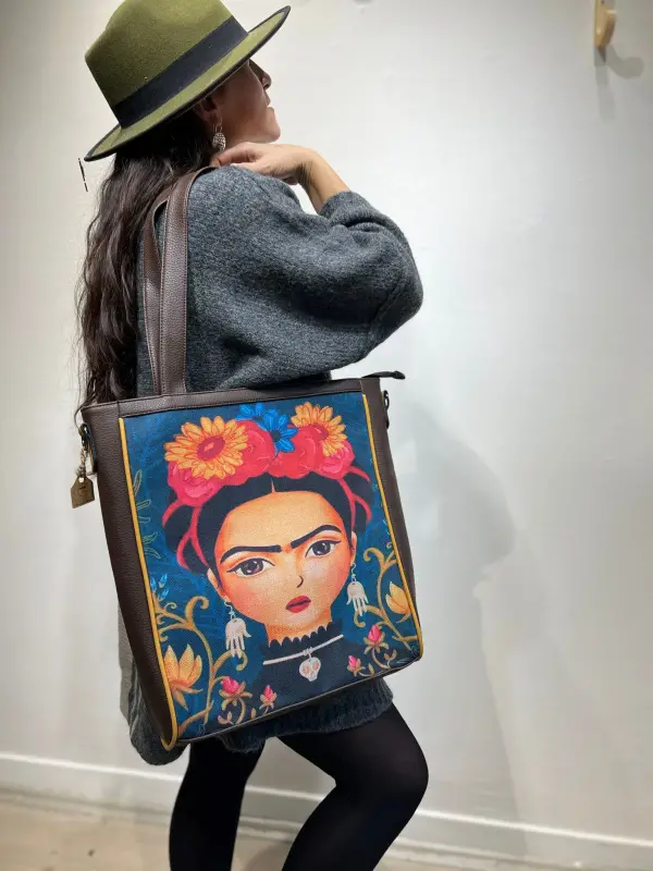 Büyük Kol Çantası