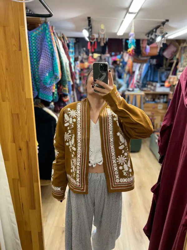 İşlemeli Leyla Ceket 