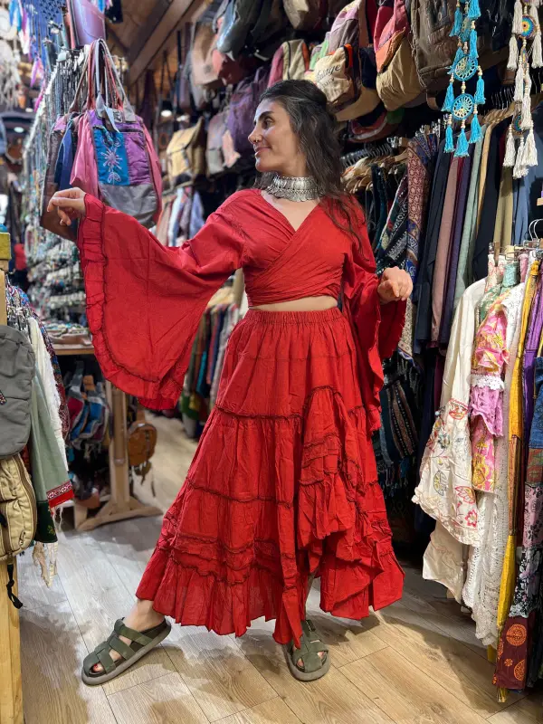 Takım İspanyol Şeli Bluz Etek