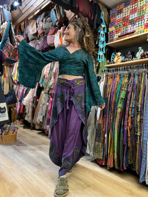 İşlemeli Ari Pantalon