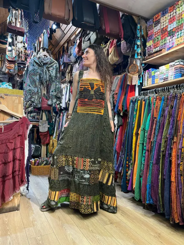 Nepal Elbise