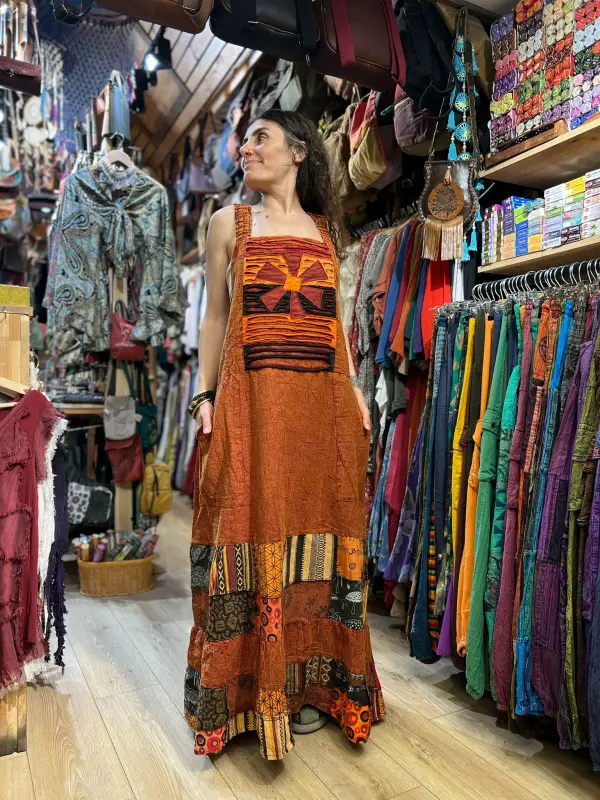 Nepal Elbise