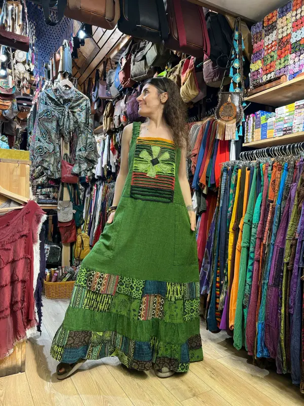 Nepal Elbise