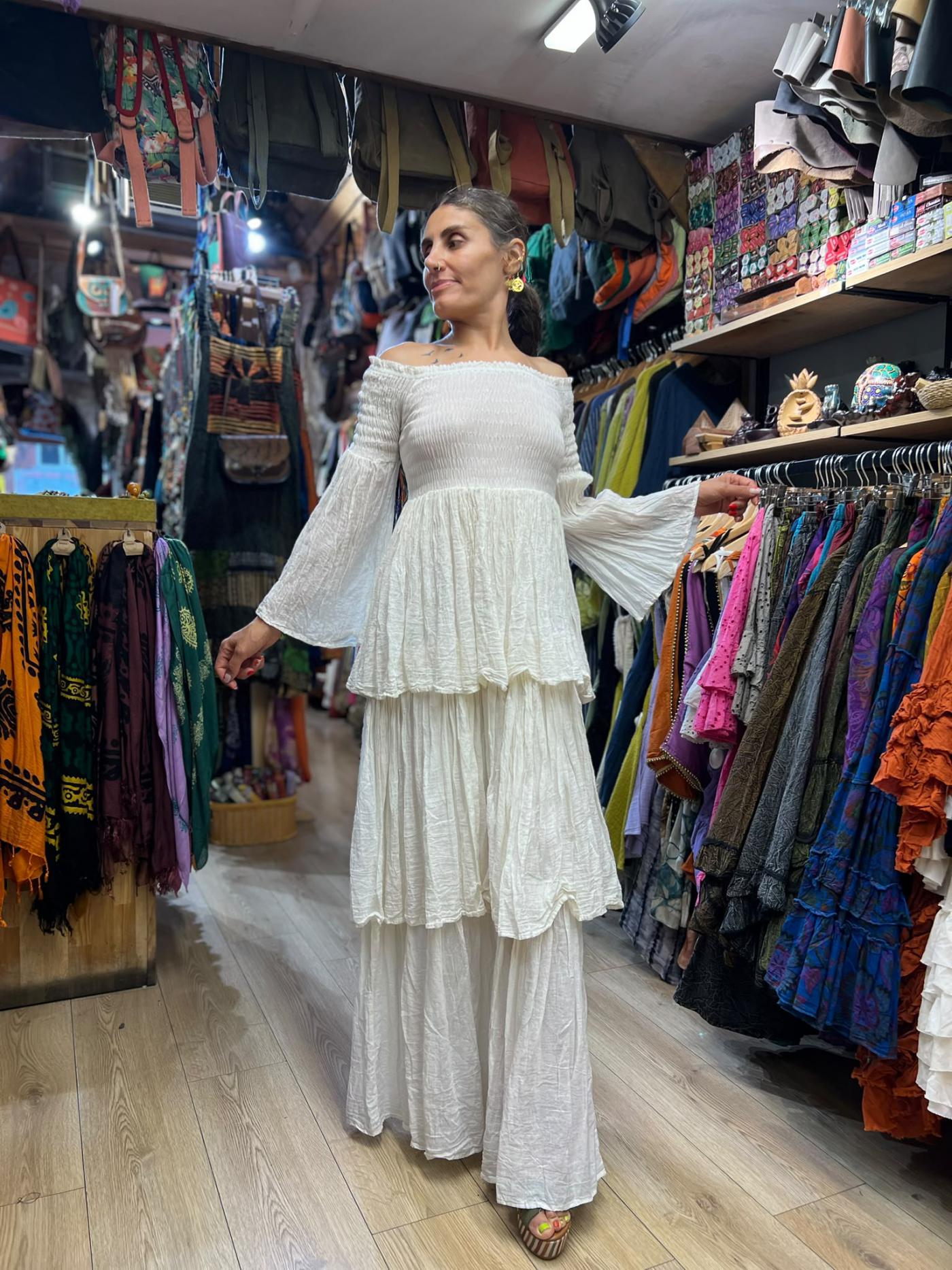 Katlı Elbise